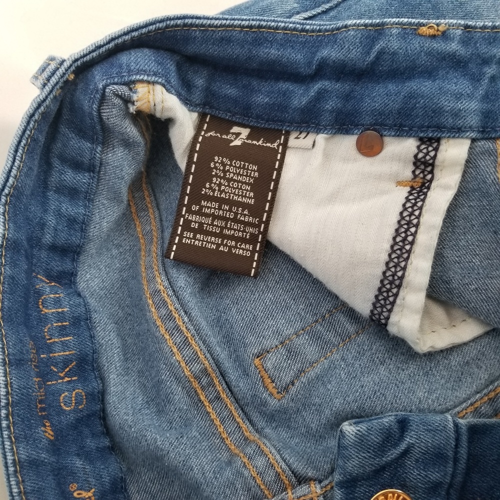 7FAM | Distressed Mid Rise Skinny - Picture 6 of 6